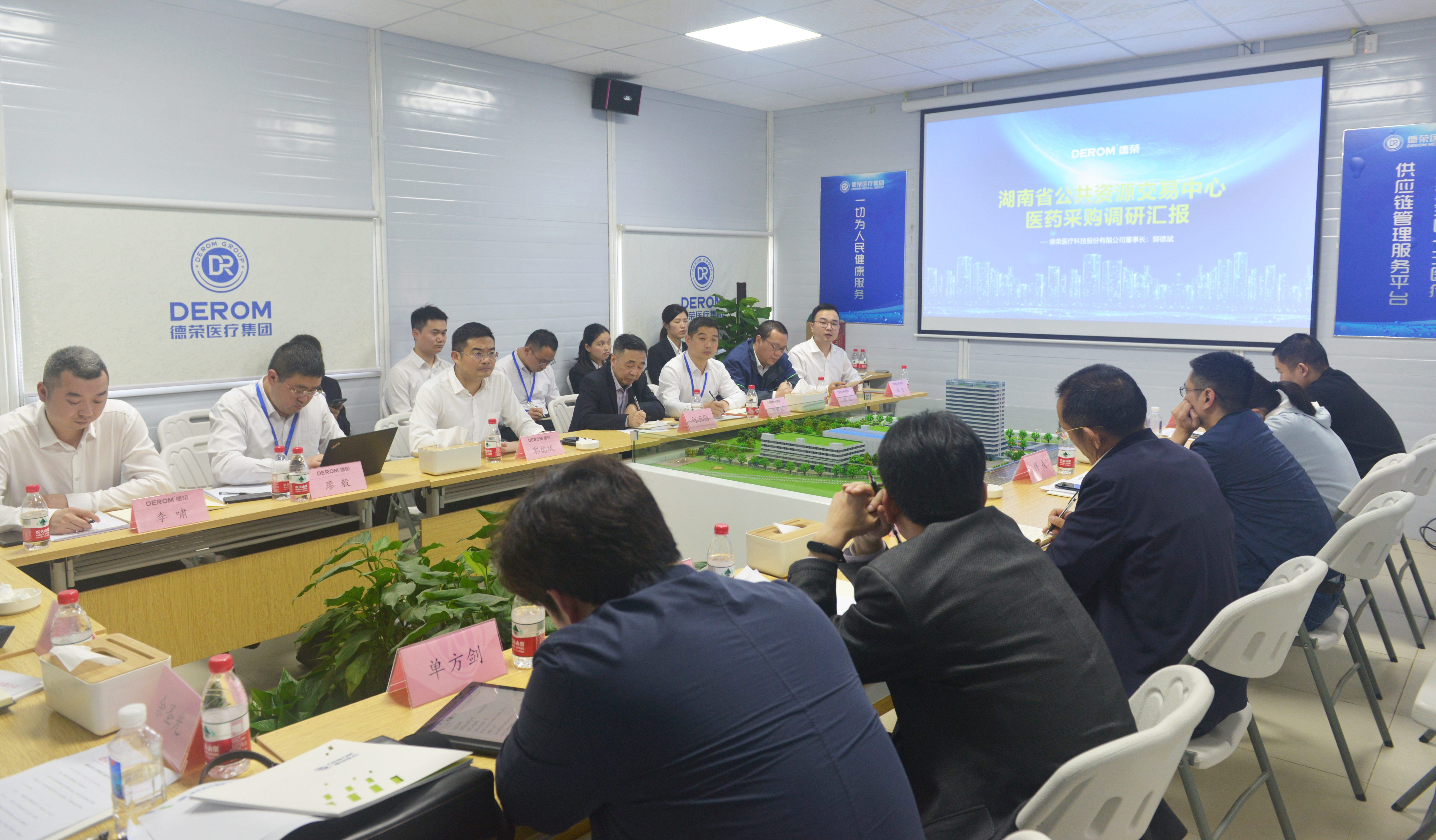 f3e245db3b6ab55f9841878f2b1939e.jpg f3e245db3b6ab55f9841878f2b1939e.jpg